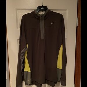 Men’s running shirt